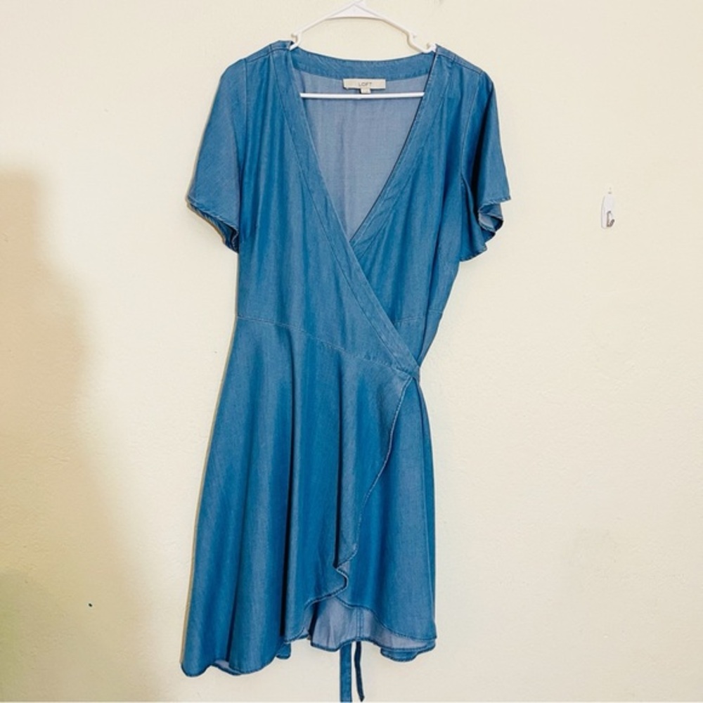 Loft Flutter Sleeve Denim Wrap Dress Women Size 10 Blue